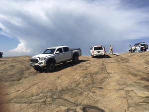Toyota Tacoma - 2017