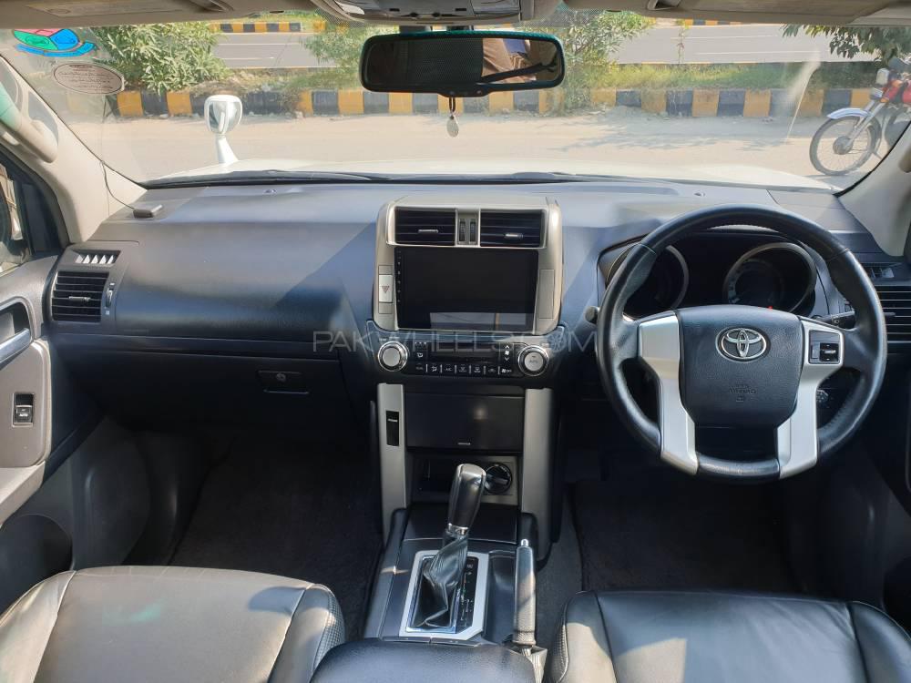 Toyota Prado 2011 for Sale in Lahore Toyota Prado 2011 for Sale in Lahore Image-5