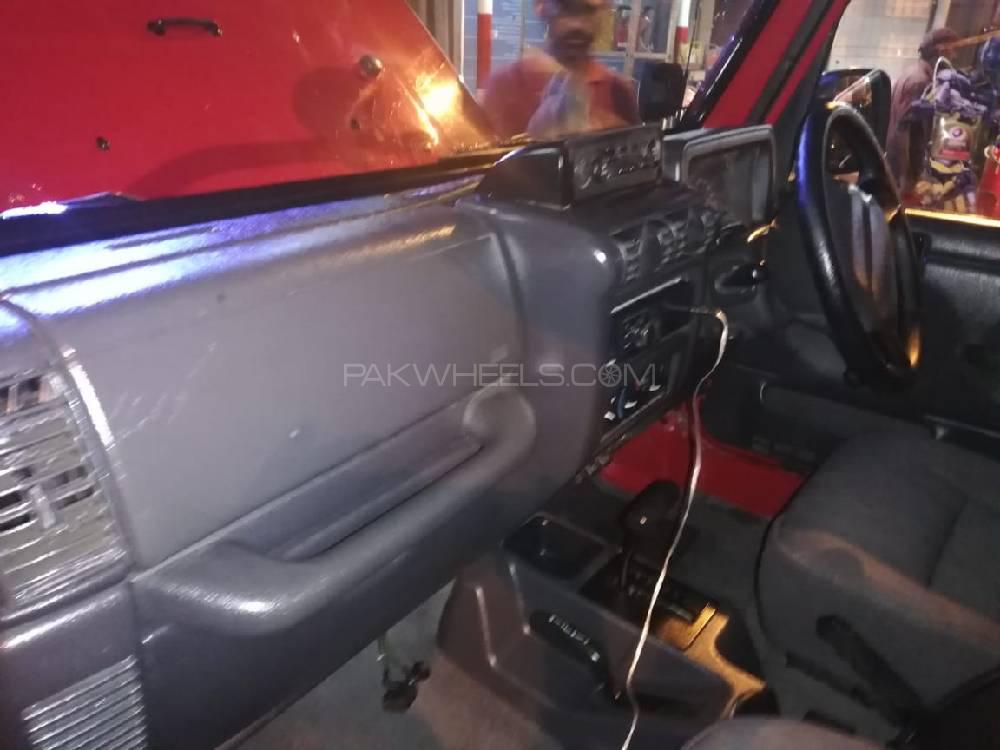 Jeep Wrangler 2001 for Sale in Karachi Jeep Wrangler 2001 for Sale in Karachi Image-9