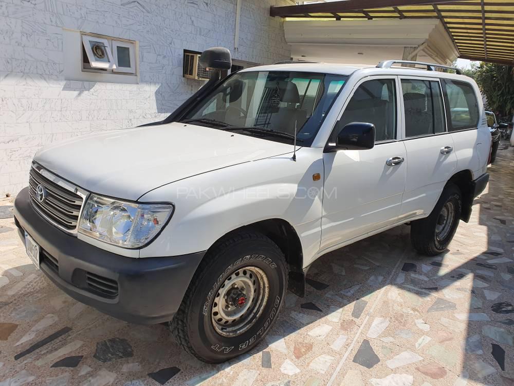 Toyota Land Cruiser 2005 for Sale in Islamabad Toyota Land Cruiser 2005 for Sale in Islamabad Image-2