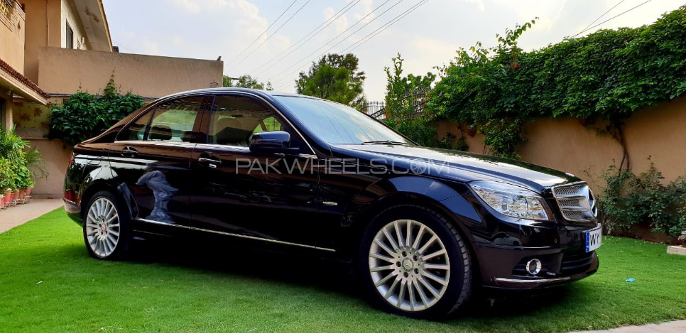 Mercedes Benz C Class - 2009  Mercedes Benz C Class - 2009  Image-4