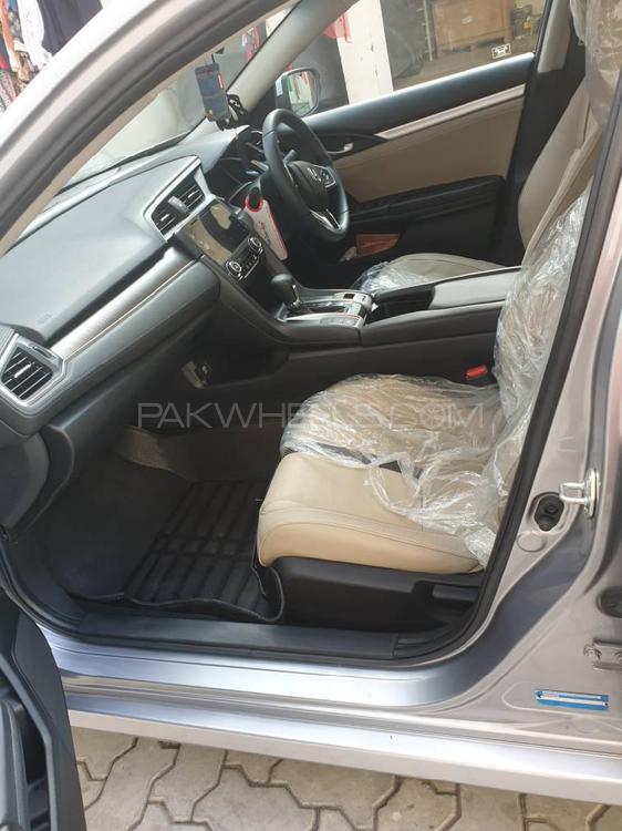 Honda Civic 2019 for Sale in Sialkot Honda Civic 2019 for Sale in Sialkot Image-4