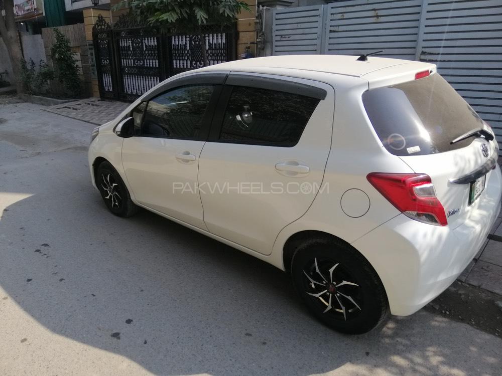 Toyota Vitz 2014 for Sale in Lahore Toyota Vitz 2014 for Sale in Lahore Image-4
