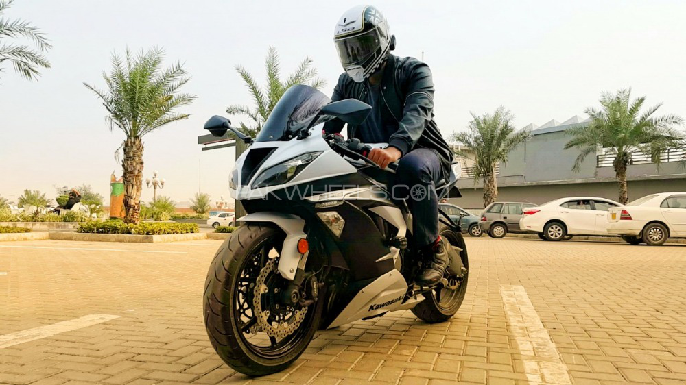 Kawasaki Ninja ZX-6R - 2014  Image-1