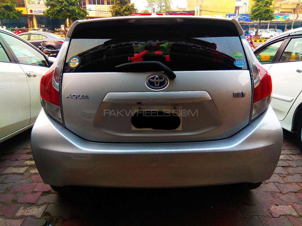 Toyota Aqua 2015 for Sale in Lahore Toyota Aqua 2015 for Sale in Lahore Image-4