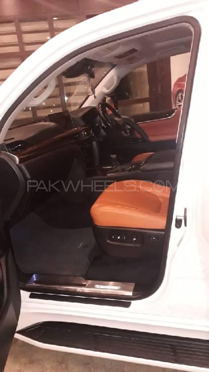 لیکزس ایل ایکس سیریز 2016 for Sale in اسلام آباد لیکزس ایل ایکس سیریز 2016 for Sale in اسلام آباد Image-3