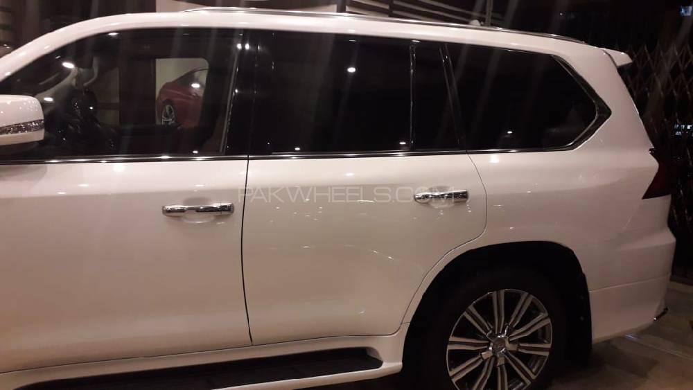 لیکزس ایل ایکس سیریز 2016 for Sale in اسلام آباد لیکزس ایل ایکس سیریز 2016 for Sale in اسلام آباد Image-11