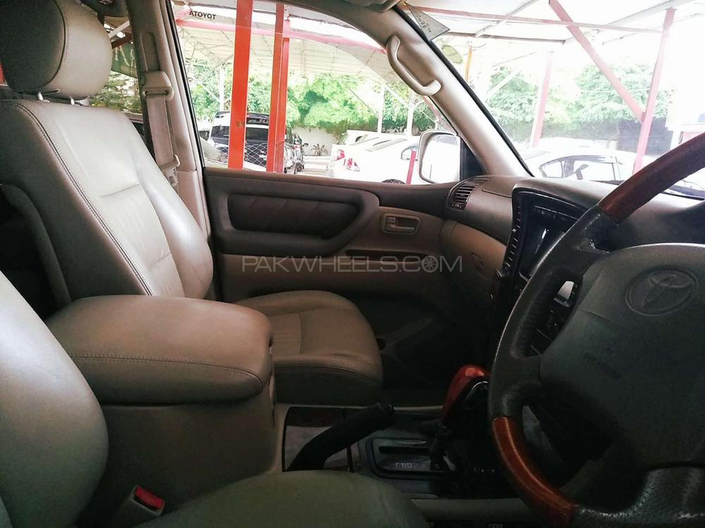 Toyota Land Cruiser 2001 for Sale in Rawalpindi Toyota Land Cruiser 2001 for Sale in Rawalpindi Image-9