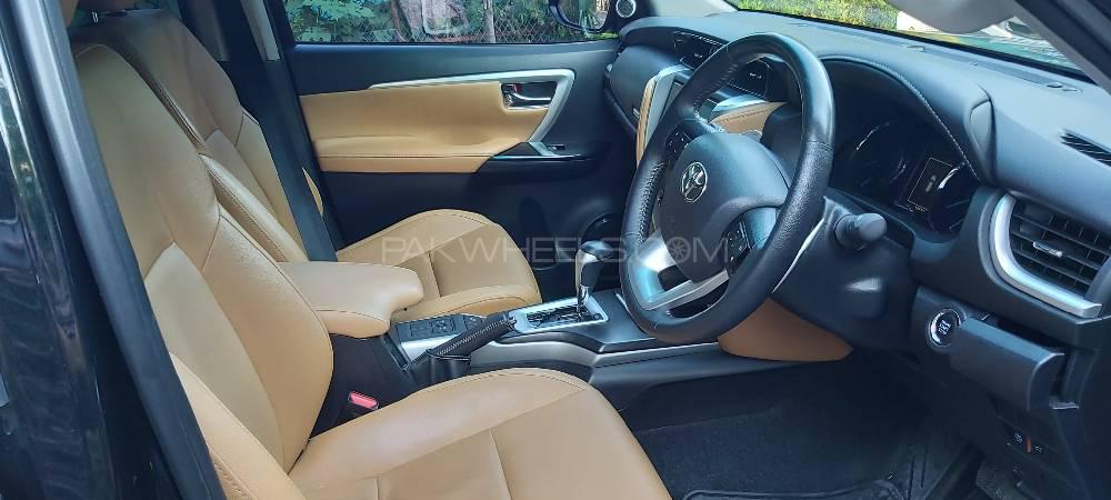 Toyota Fortuner 2018 for Sale in Islamabad Toyota Fortuner 2018 for Sale in Islamabad Image-3