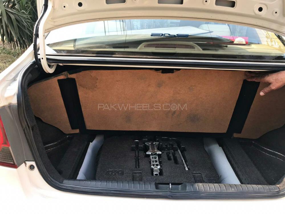 Honda Civic 2012 for Sale in Lahore Honda Civic 2012 for Sale in Lahore Image-4