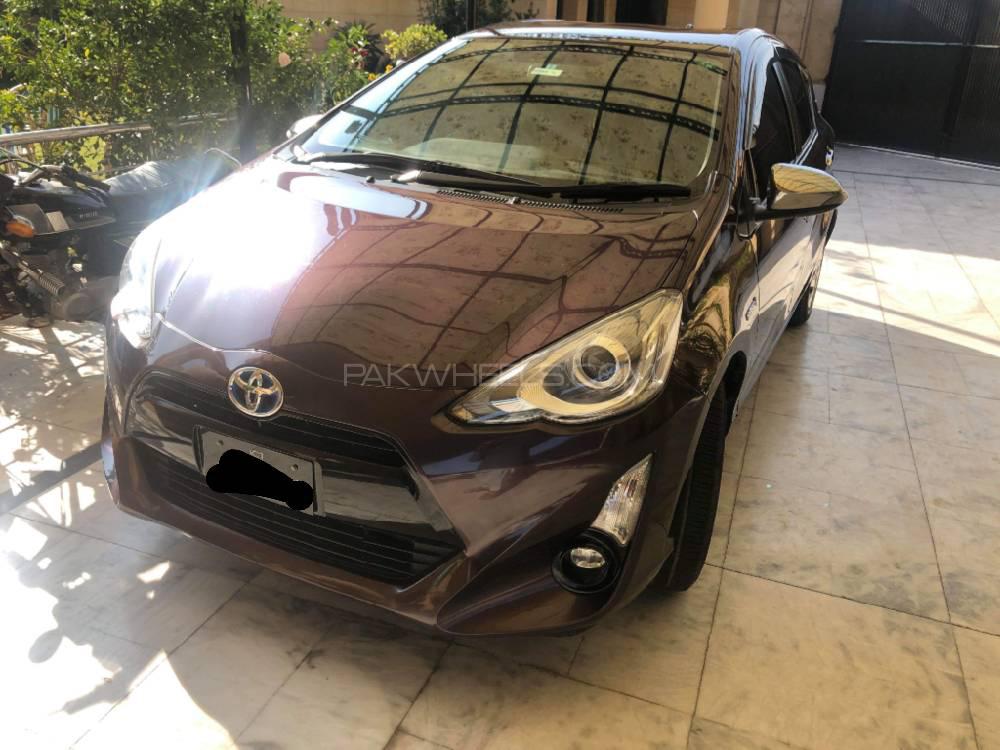 Toyota Aqua 2015 for Sale in Peshawar Toyota Aqua 2015 for Sale in Peshawar Image-2