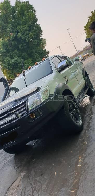 Toyota Hilux 2013 for Sale in Hyderabad Toyota Hilux 2013 for Sale in Hyderabad Image-5