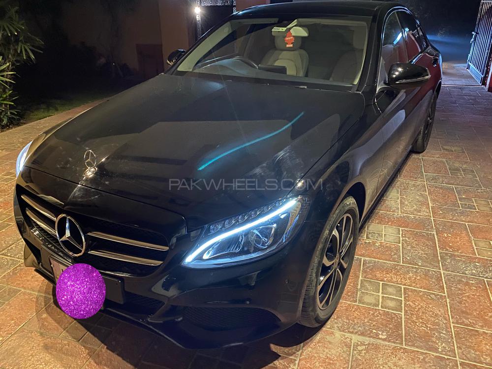 Mercedes Benz C Class 2018 for Sale in Lahore Mercedes Benz C Class 2018 for Sale in Lahore Image-2