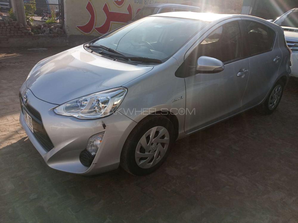 Toyota Aqua 2016 for Sale in Gujranwala Toyota Aqua 2016 for Sale in Gujranwala Image-3