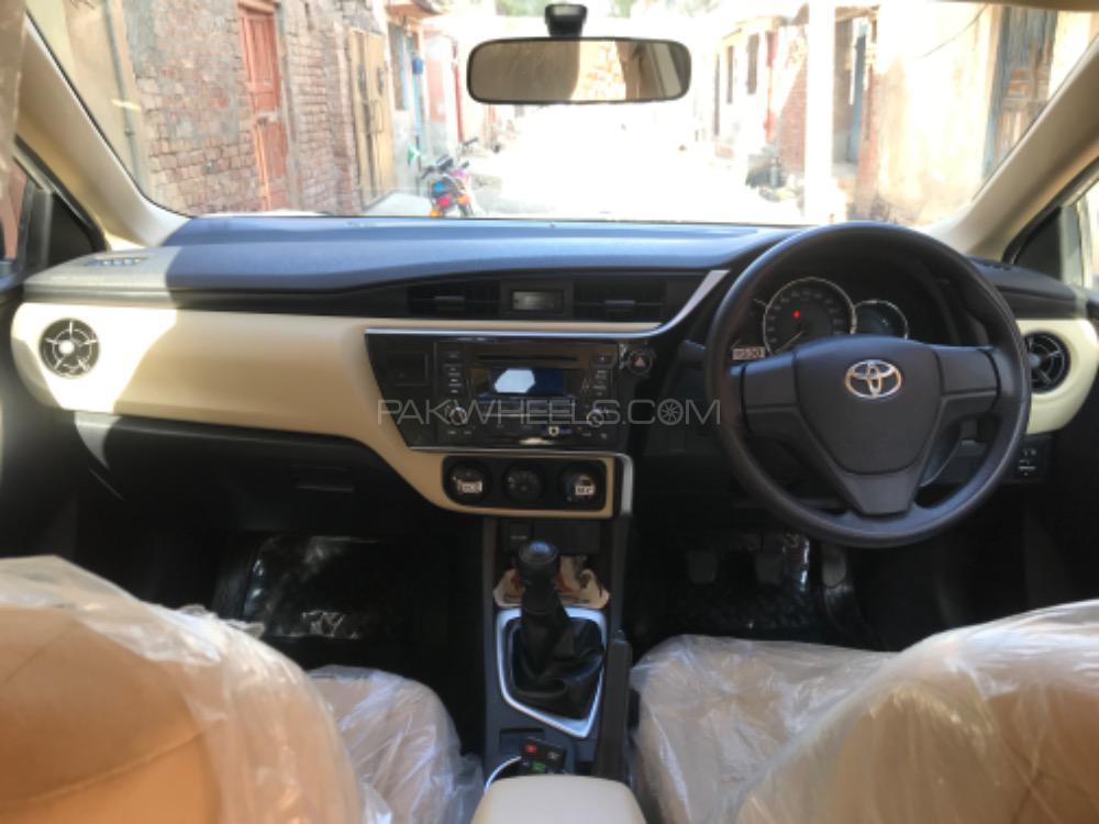 Toyota Corolla 2018 for Sale in Sargodha Toyota Corolla 2018 for Sale in Sargodha Image-8