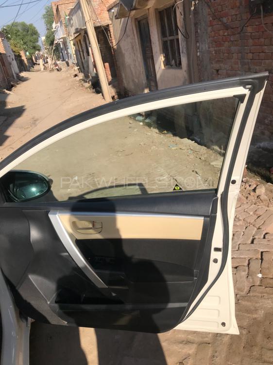 Toyota Corolla 2018 for Sale in Sargodha Toyota Corolla 2018 for Sale in Sargodha Image-6