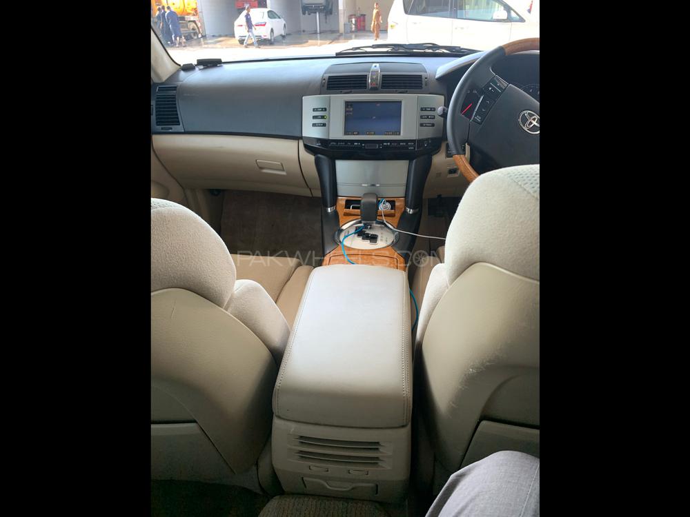 Toyota Mark X 2006 for Sale in Sialkot Toyota Mark X 2006 for Sale in Sialkot Image-9