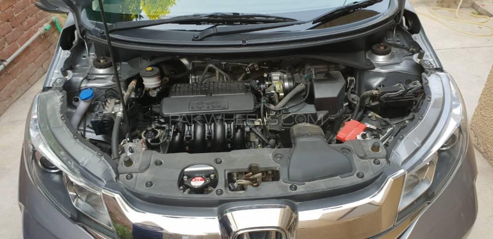 Honda BR-V 2018 for Sale in Lahore Honda BR-V 2018 for Sale in Lahore Image-3