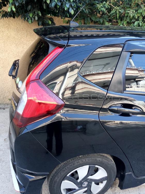 Honda Fit 2014 for Sale in Rawalpindi Honda Fit 2014 for Sale in Rawalpindi Image-5
