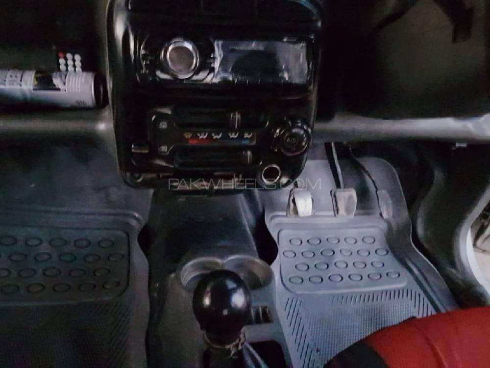 Hyundai Santro 2004 for Sale in Rawalpindi Hyundai Santro 2004 for Sale in Rawalpindi Image-9