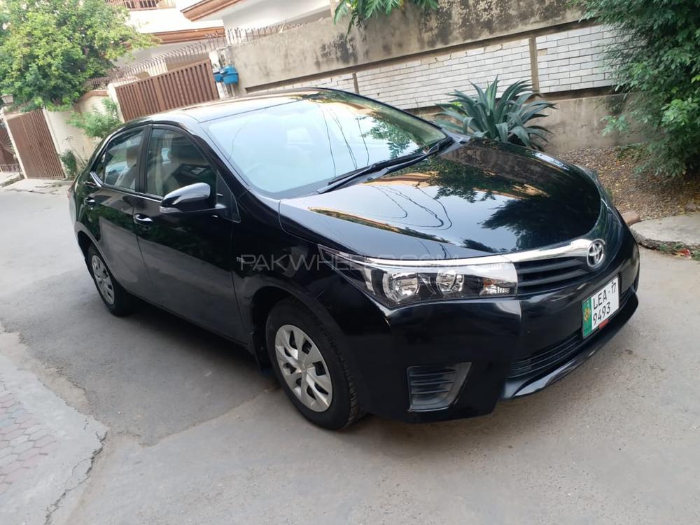 Toyota Corolla 2017 for Sale in Bhalwal Image-1