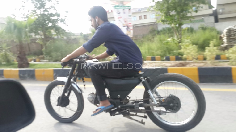 ڈائیہاتسو موو کونٹے - 2013  ڈائیہاتسو موو کونٹے - 2013  Image-3