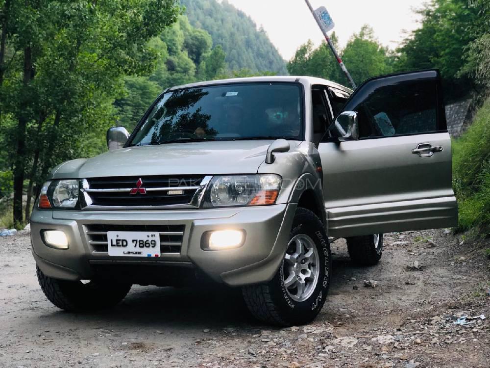 Mitsubishi Pajero 2001 for Sale in Abbottabad Mitsubishi Pajero 2001 for Sale in Abbottabad Image-2