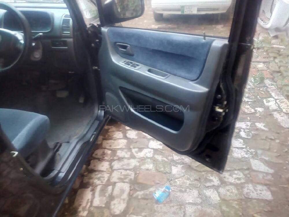Suzuki MR Wagon 2004 for Sale in Peshawar Suzuki MR Wagon 2004 for Sale in Peshawar Image-8