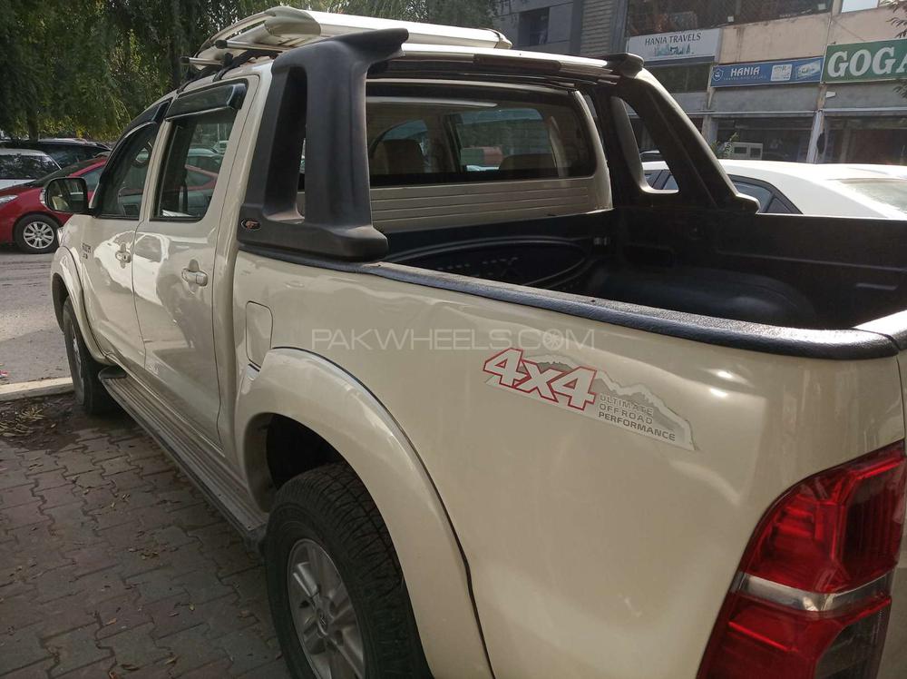 Toyota Hilux 2013 for Sale in Islamabad Toyota Hilux 2013 for Sale in Islamabad Image-4