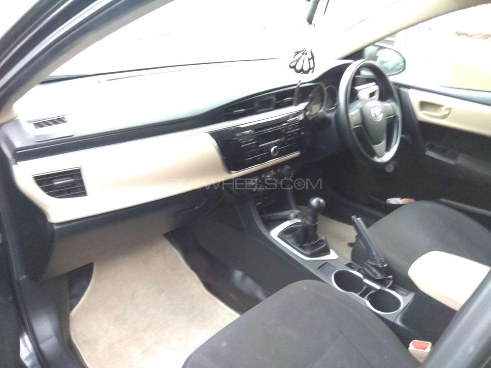 Toyota Corolla 2016 for Sale in Lahore Toyota Corolla 2016 for Sale in Lahore Image-3