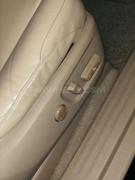 Toyota Prado 2012 for Sale in Rawalpindi Toyota Prado 2012 for Sale in Rawalpindi Image-10