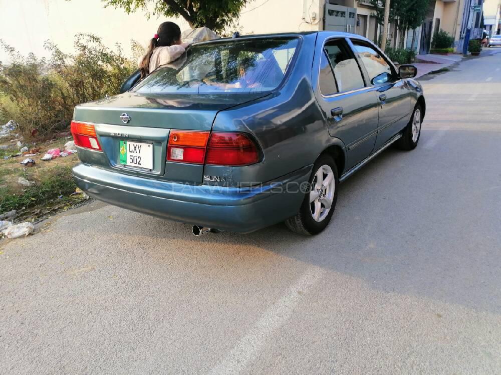 Nissan Sunny 2001 for Sale in Attock Nissan Sunny 2001 for Sale in Attock Image-9