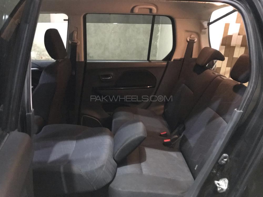 Suzuki Wagon R 2015 for Sale in Faisalabad Suzuki Wagon R 2015 for Sale in Faisalabad Image-4