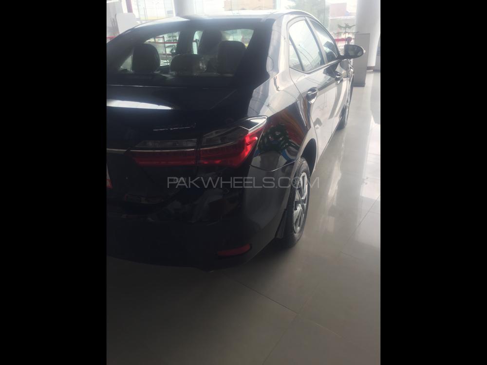 Toyota Corolla 2019 for Sale in Peshawar Toyota Corolla 2019 for Sale in Peshawar Image-4