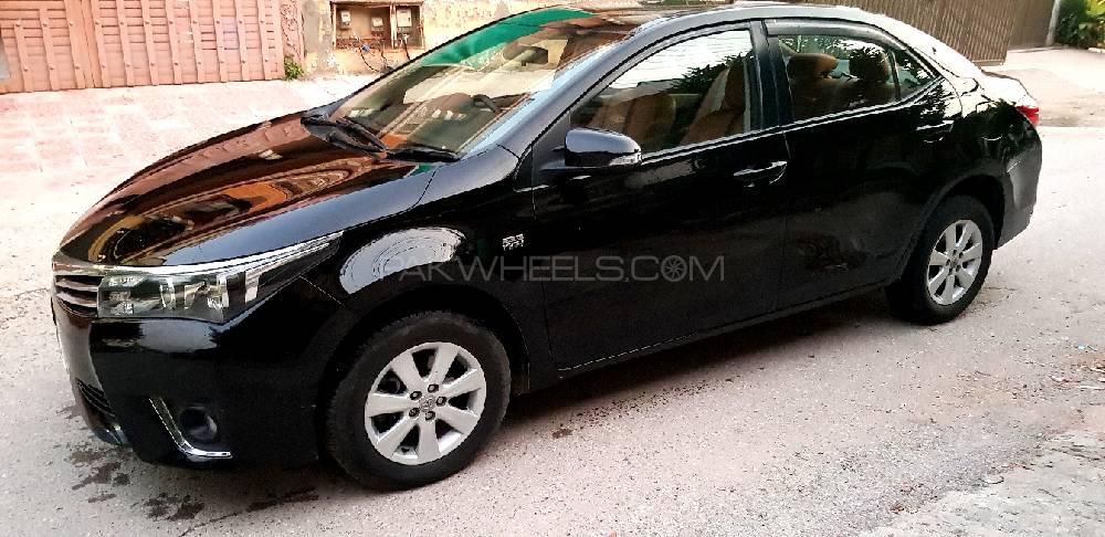 Toyota Corolla 2014 for Sale in Lahore Toyota Corolla 2014 for Sale in Lahore Image-8