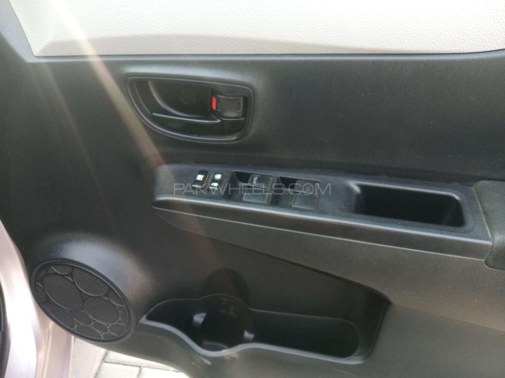 Toyota Vitz 2013 for Sale in Gujranwala Toyota Vitz 2013 for Sale in Gujranwala Image-10