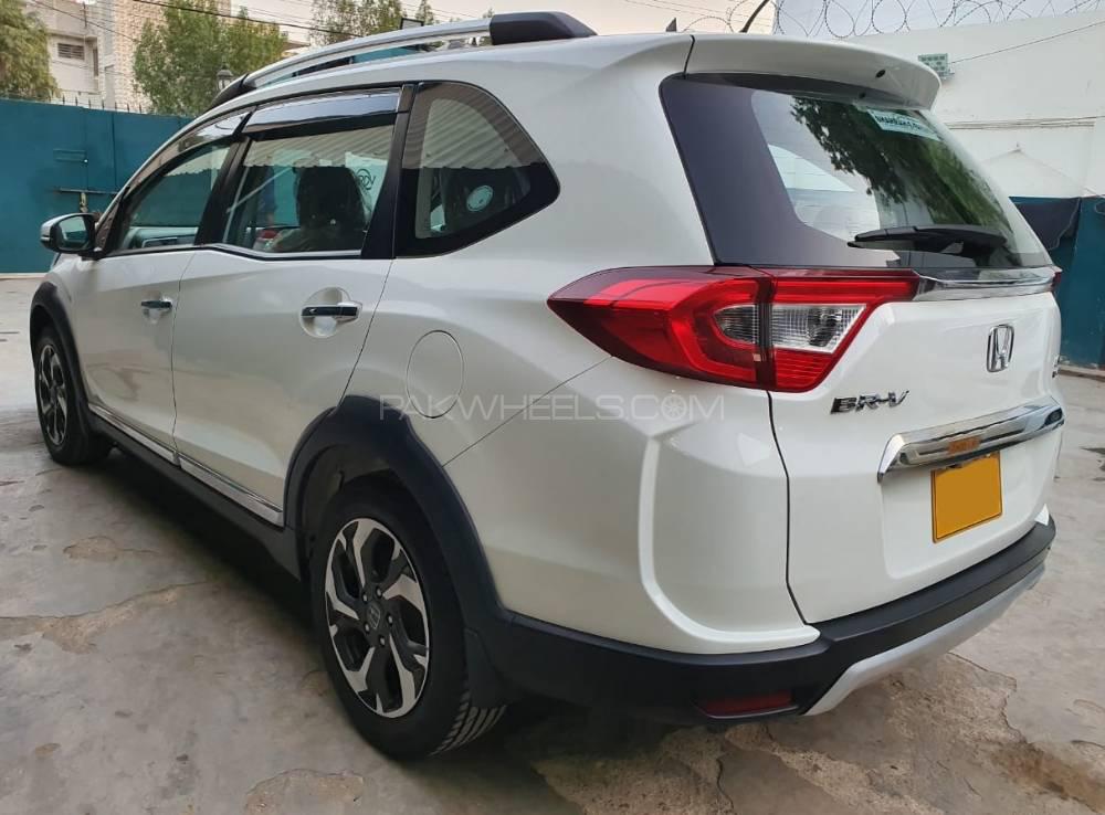 Honda BR-V 2018 for Sale in Karachi Honda BR-V 2018 for Sale in Karachi Image-4