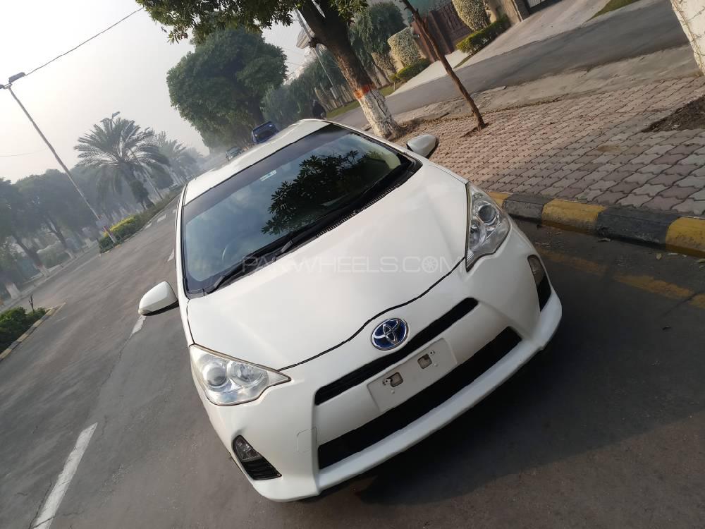 Toyota Aqua 2012 for Sale in Gujranwala Image-1