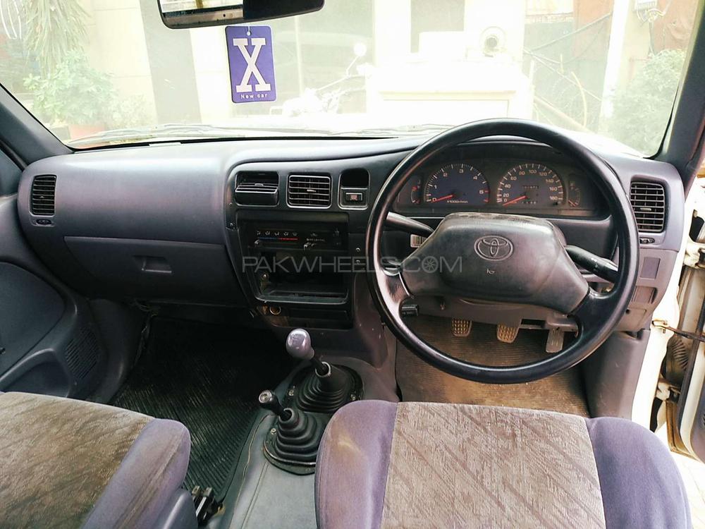 Toyota Hilux 1999 for Sale in Rawalpindi Toyota Hilux 1999 for Sale in Rawalpindi Image-11