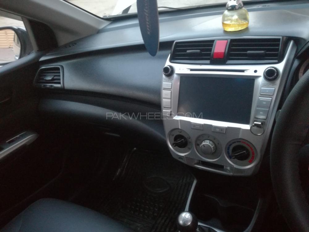 Honda City 2010 for Sale in Rahim Yar Khan Honda City 2010 for Sale in Rahim Yar Khan Image-11