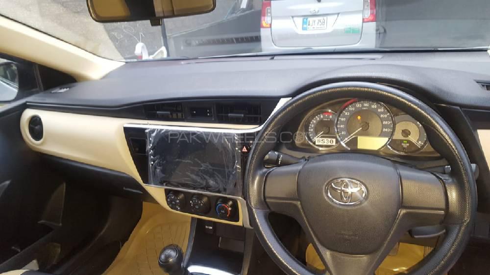 Toyota Corolla 2018 for Sale in Islamabad Toyota Corolla 2018 for Sale in Islamabad Image-12