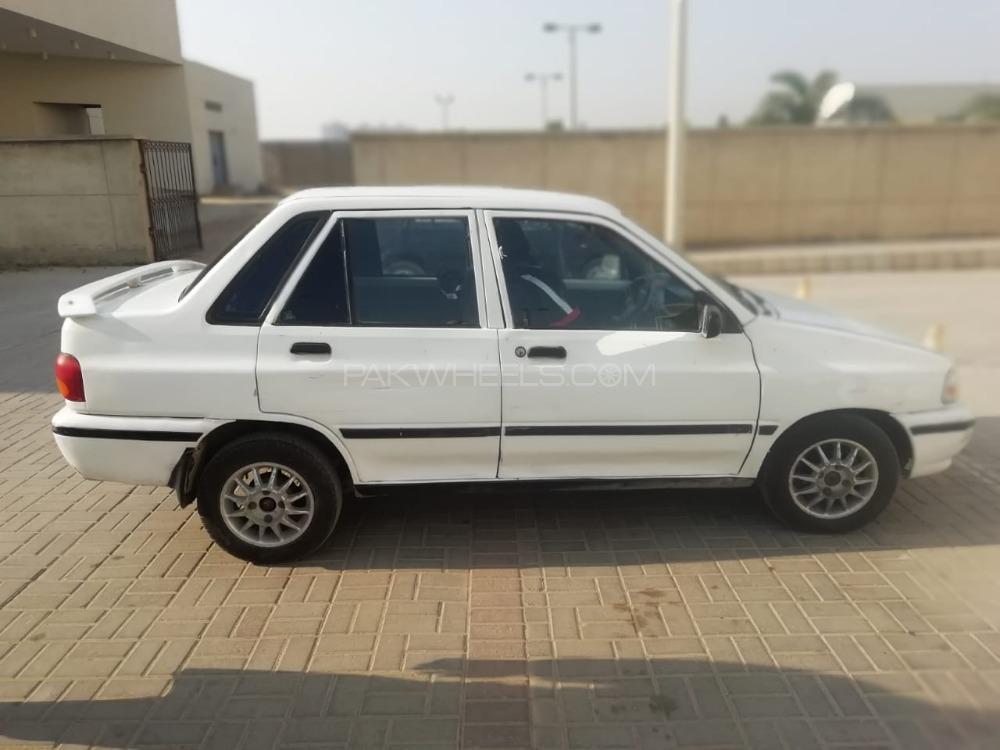 کلاسک کارز دیگر 2004 for Sale in کراچی کلاسک کارز دیگر 2004 for Sale in کراچی Image-2
