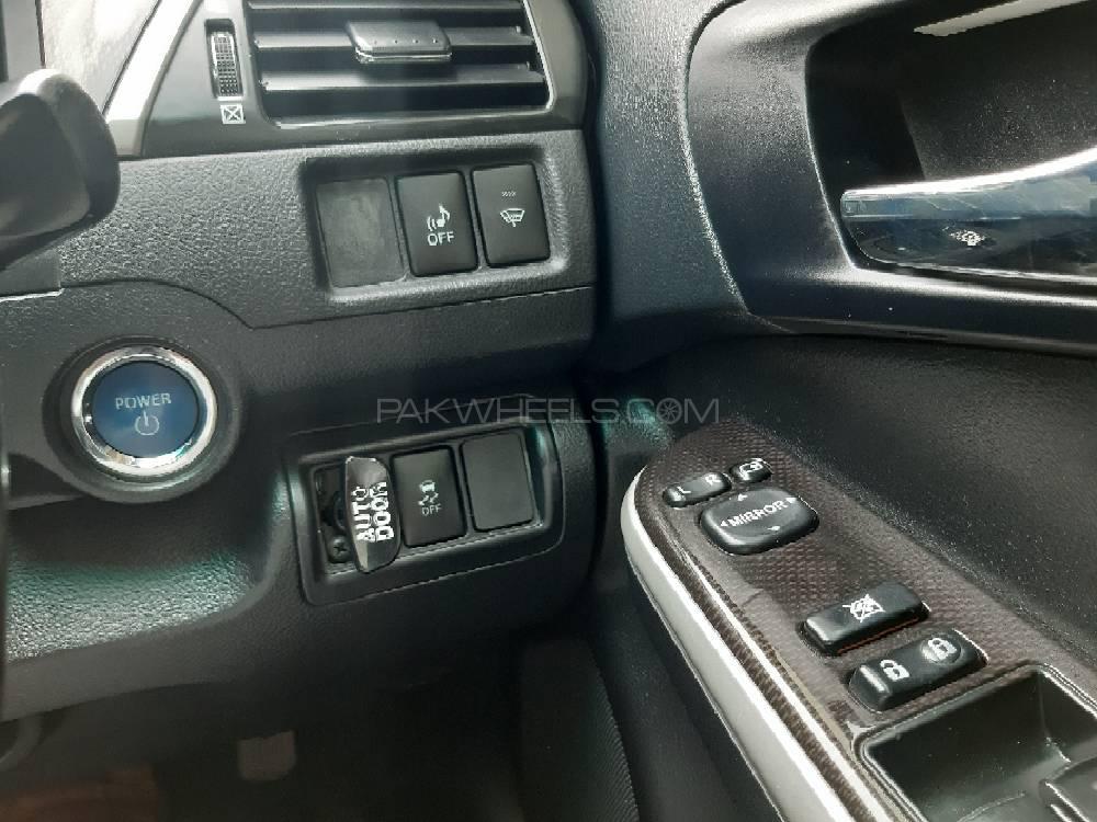 Toyota Camry 2013 for Sale in Lahore Toyota Camry 2013 for Sale in Lahore Image-14