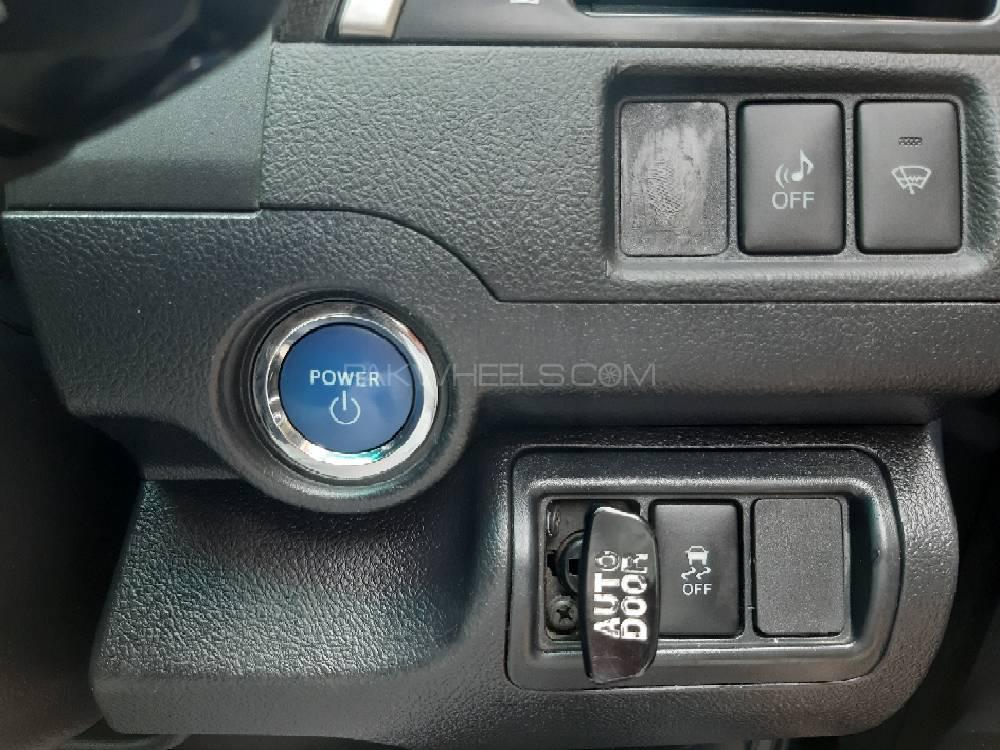 Toyota Camry 2013 for Sale in Lahore Toyota Camry 2013 for Sale in Lahore Image-15