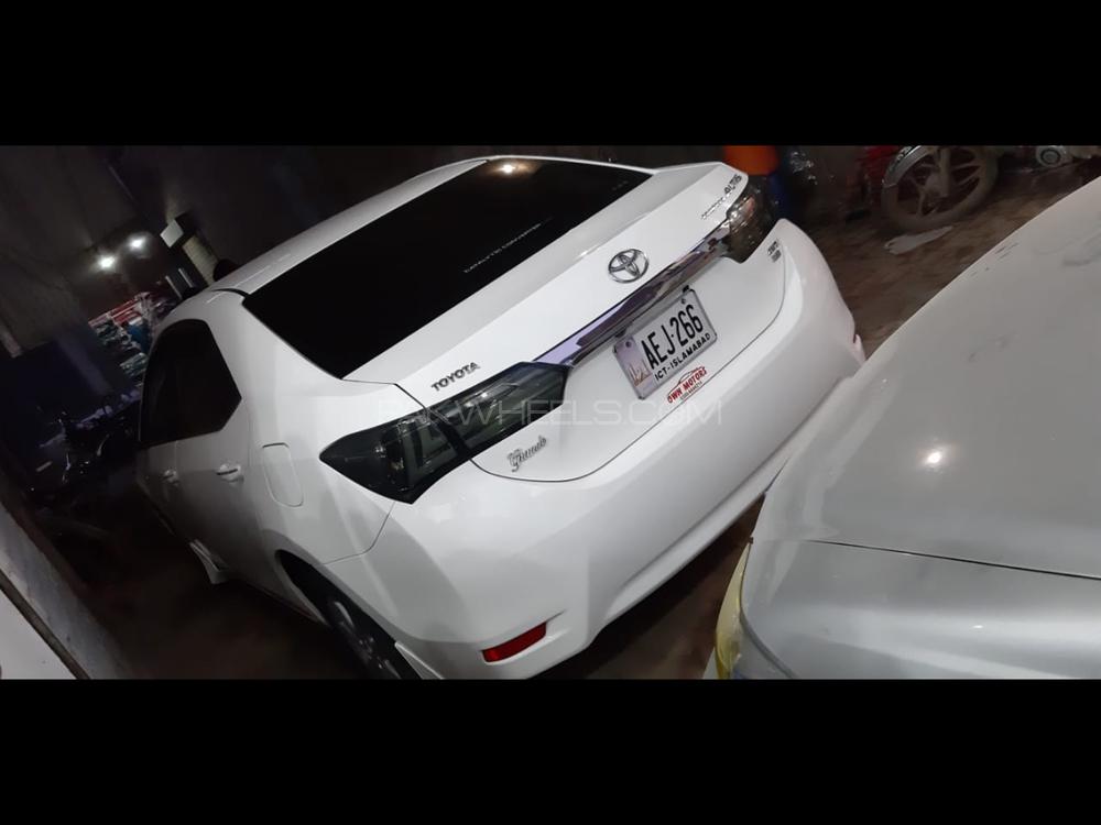 Toyota Corolla 2017 for Sale in Gujranwala Toyota Corolla 2017 for Sale in Gujranwala Image-3