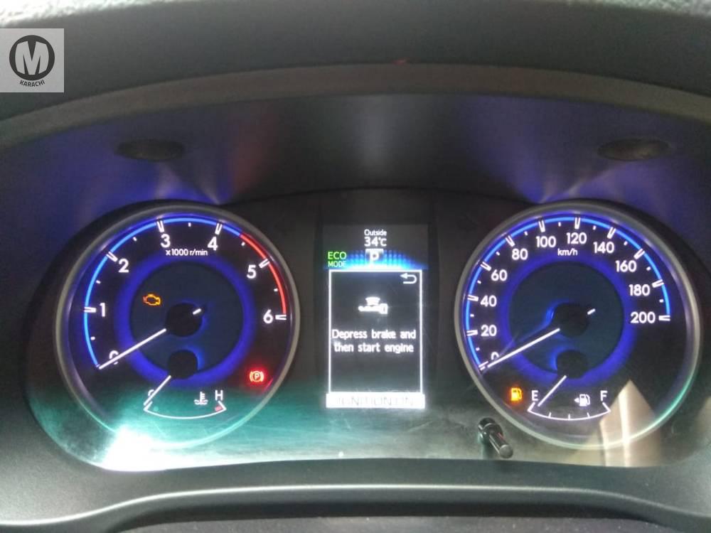 Toyota Hilux 2015 for Sale in Karachi Toyota Hilux 2015 for Sale in Karachi Image-7