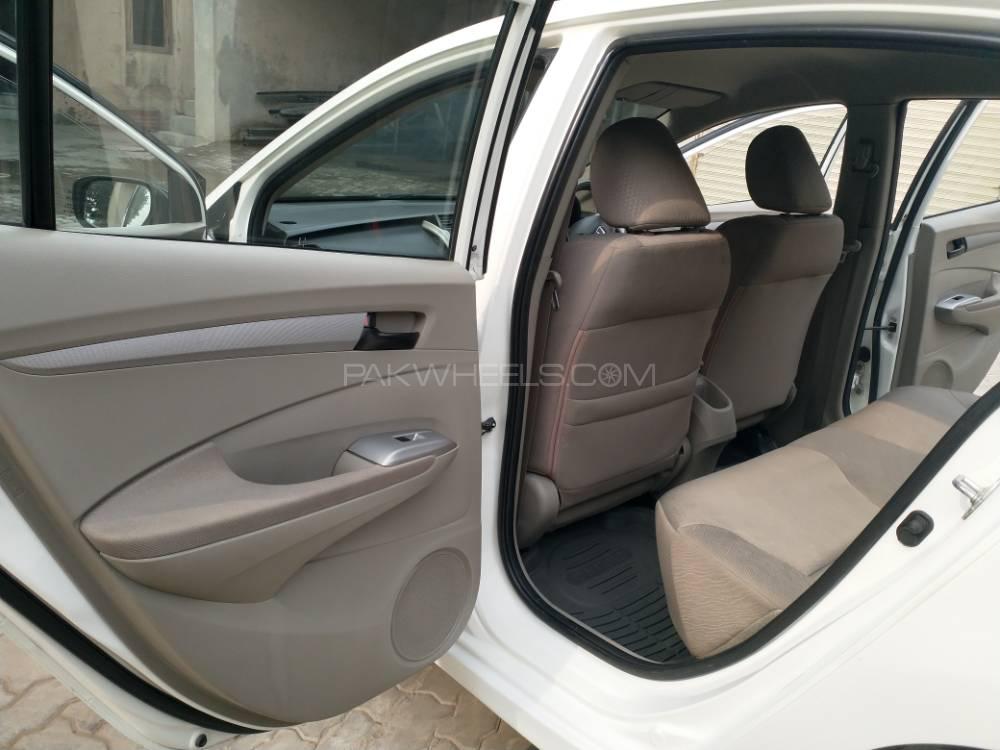 Honda City 2014 for Sale in Lahore Honda City 2014 for Sale in Lahore Image-8