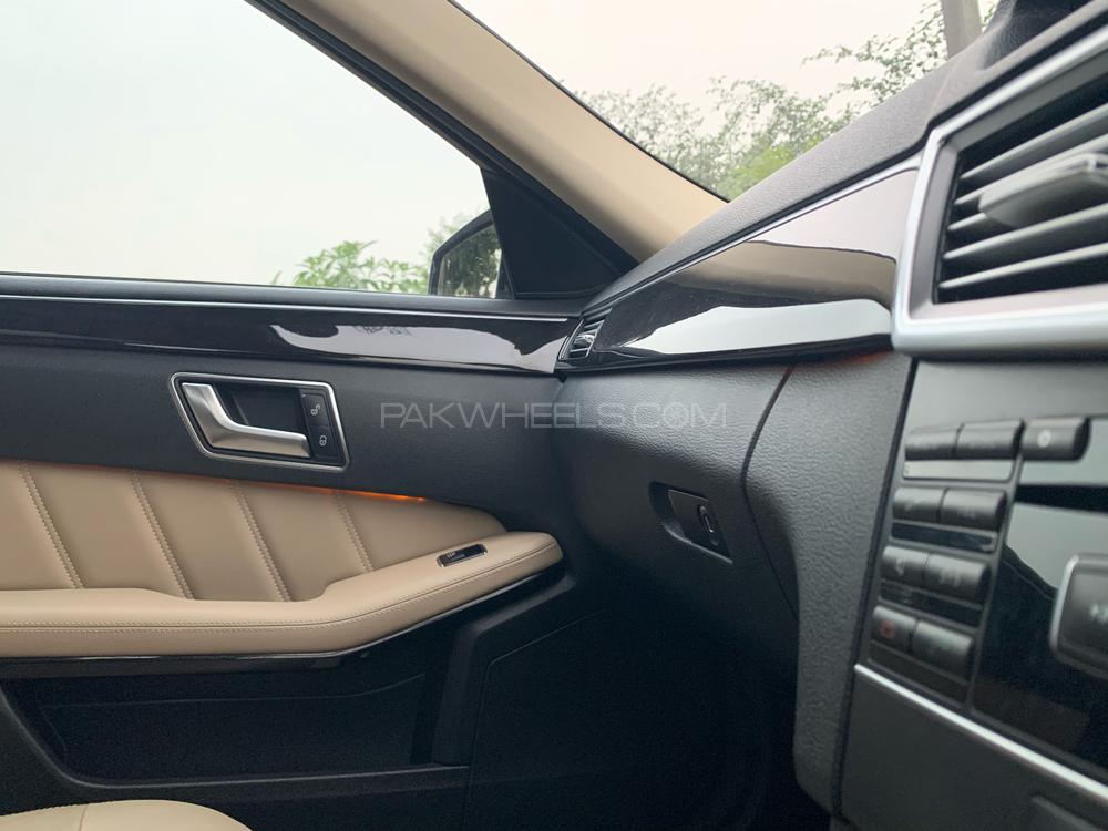 Mercedes Benz E Class 2012 for Sale in Lahore Mercedes Benz E Class 2012 for Sale in Lahore Image-18