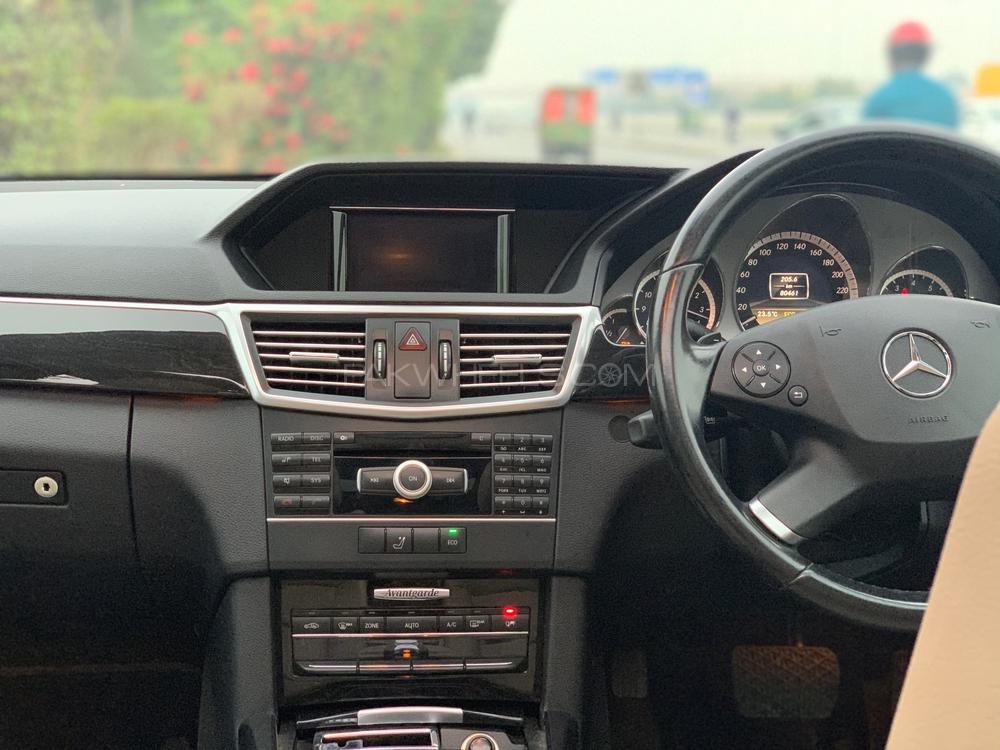Mercedes Benz E Class 2012 for Sale in Lahore Mercedes Benz E Class 2012 for Sale in Lahore Image-19