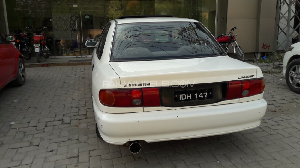 Mitsubishi Lancer - 1995  Mitsubishi Lancer - 1995  Image-3